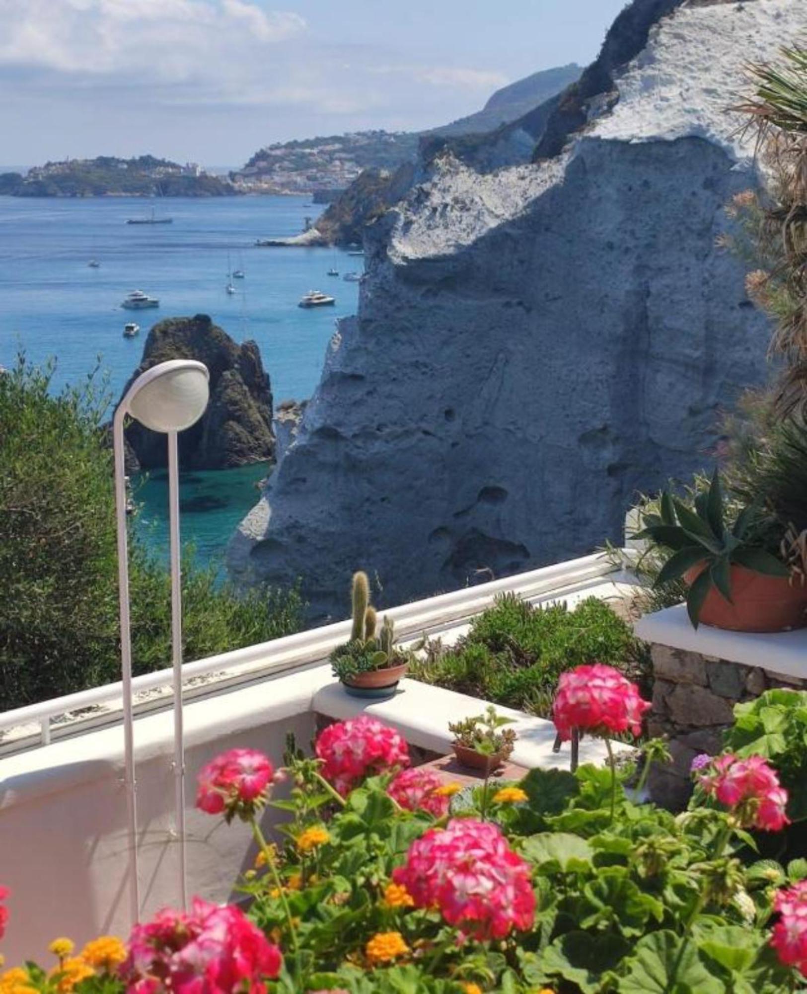 Maridea - Cave Apartments Ponza Exteriör bild